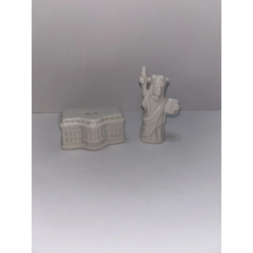 The White House & The Statue of Liberty Ceramic Salt & Pepper Shakers